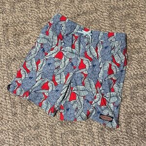 Vineyard Vines Red and Blue Leaf Pattern Men's Shorts